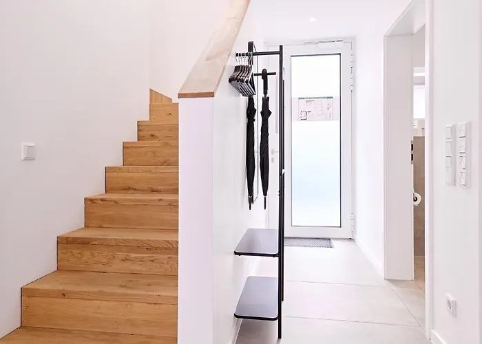 Xzllenz - 4 Schlafzimmer, Zentral, Parken, U-Bahn, 2 Baeder, 4 Smart-Tv, Optional Einzelbett